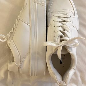 ASOS whit platform sneakers NEW